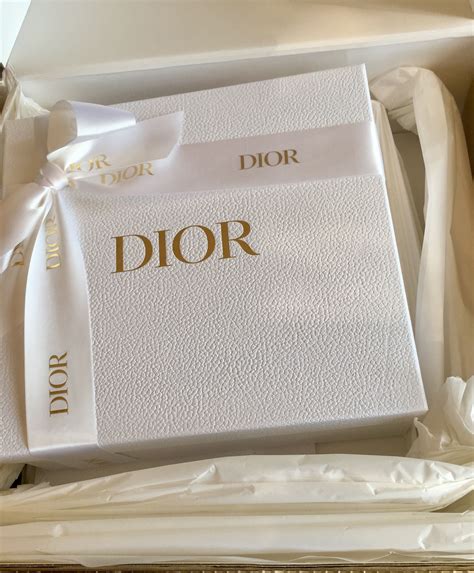 dior present box